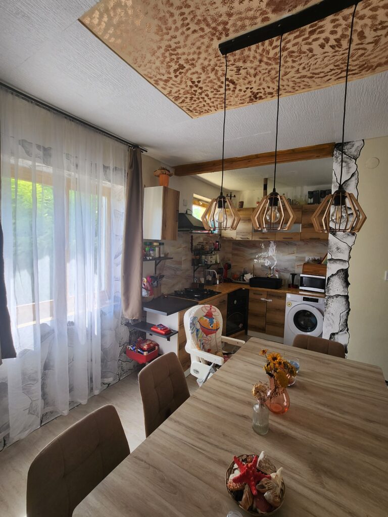 🏡 ELADÓ CSALÁDI HÁZ SÜKÖSDÖN – NAGY TELEK, TERMÉSZETKÖZELI KÖRNYEZET