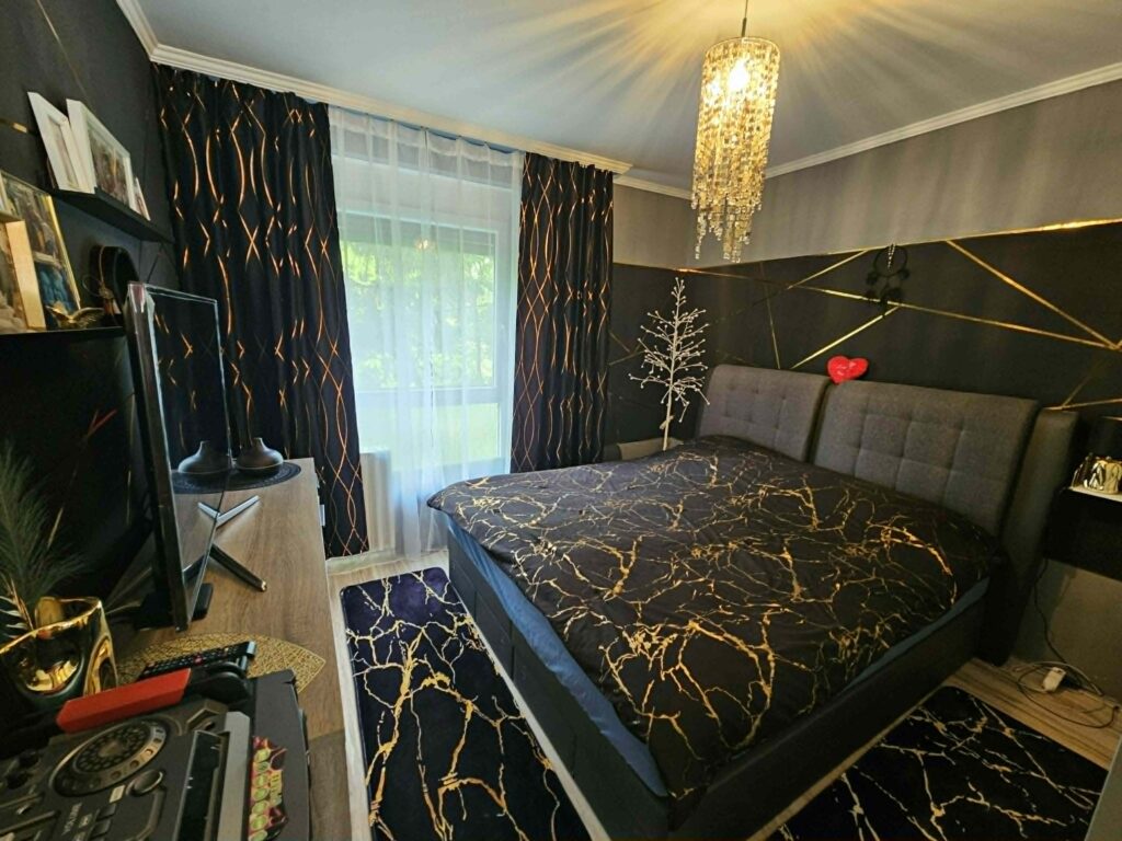 🏡✨ FELÚJÍTOTT, AZONNAL KÖLTÖZHETŐ LAKÁS ELADÓ PÉCS-KERTVÁROSBAN! ✨🏡